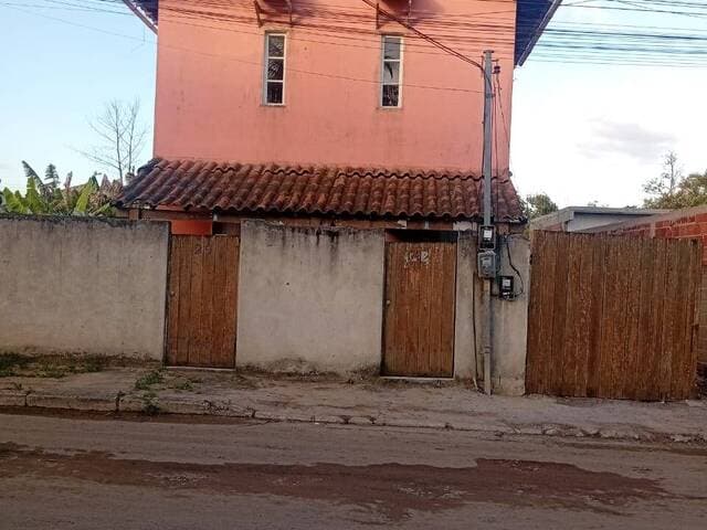 Casa com terreno no  Caminho de Búzios!!!!