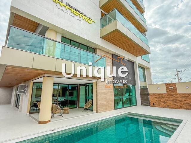 Apartamento com 2 quartos, na Nova São Pedro, à venda por R$ 580 mil.