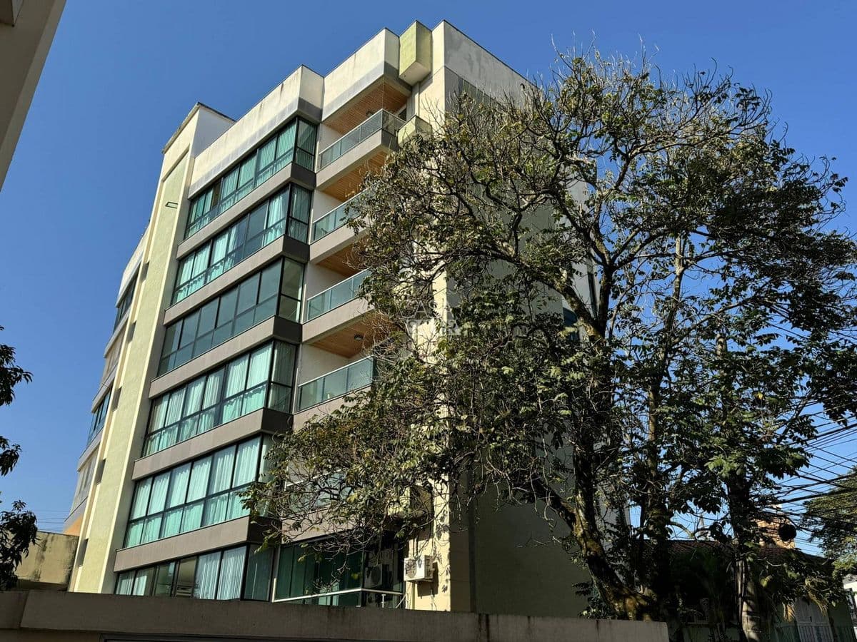 Apartamento no Jardim Amália — VA0205