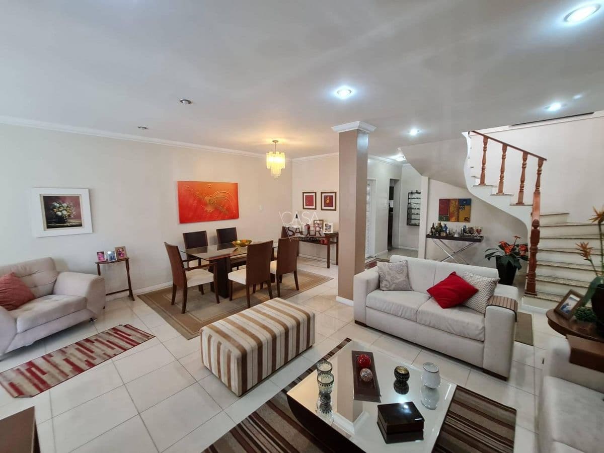 Casa com 4 quartos, Sessenta