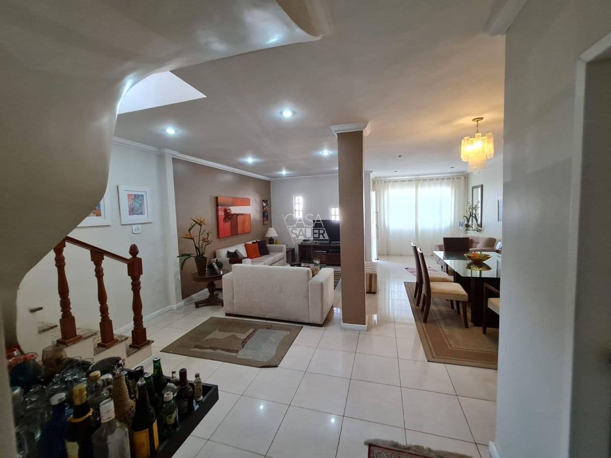 Casa com 4 quartos, Sessenta - foto 4