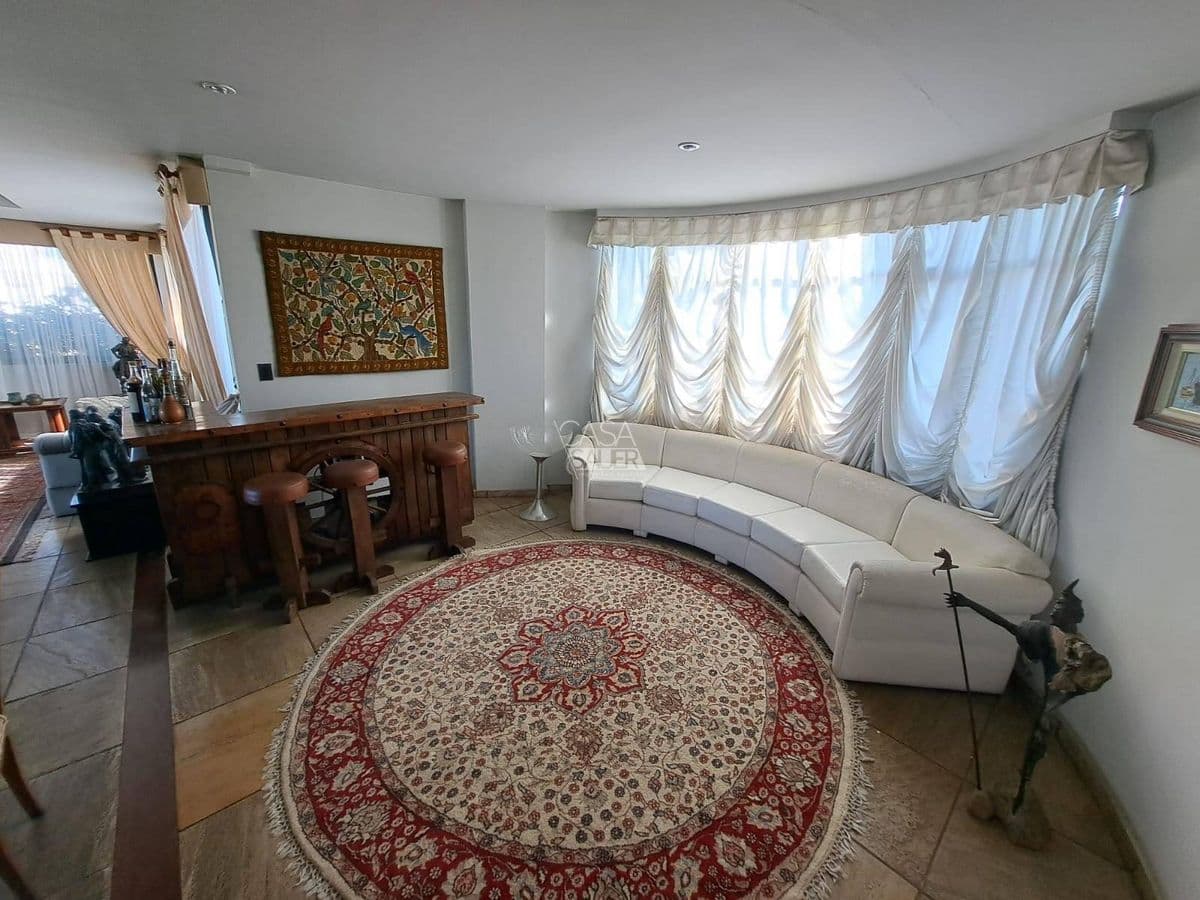 Apartamento no Aterrado — VA0172