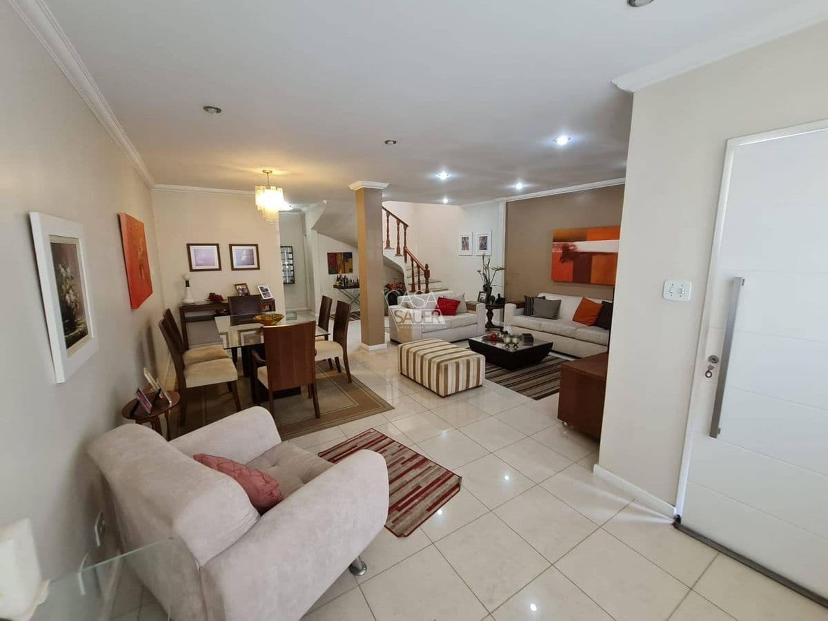 Casa com 4 quartos, Sessenta - foto 2