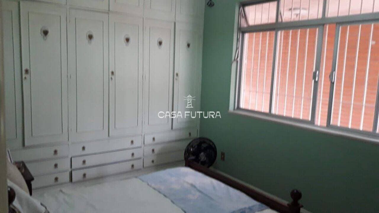 Casa com 4 quartos, 200 m² - foto 6