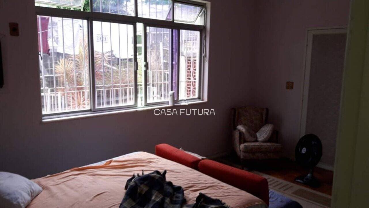 Casa com 4 quartos, 200 m² - foto 7