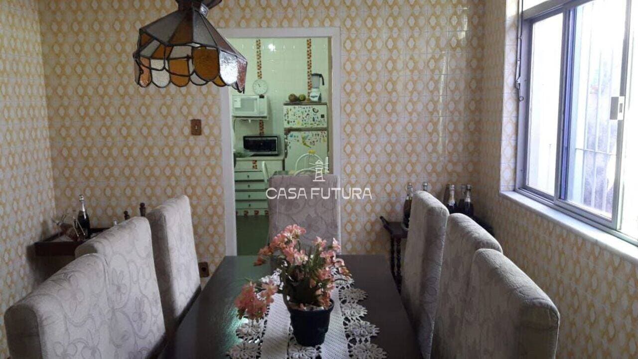 Casa com 4 quartos, 200 m² - foto 9