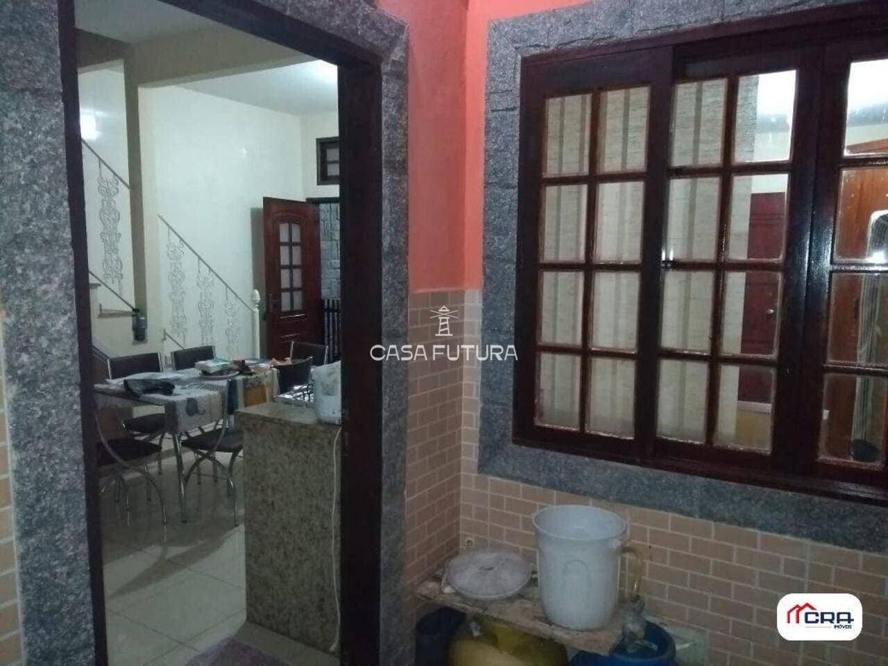 Casa com 3 quartos, 200 m² - foto 8