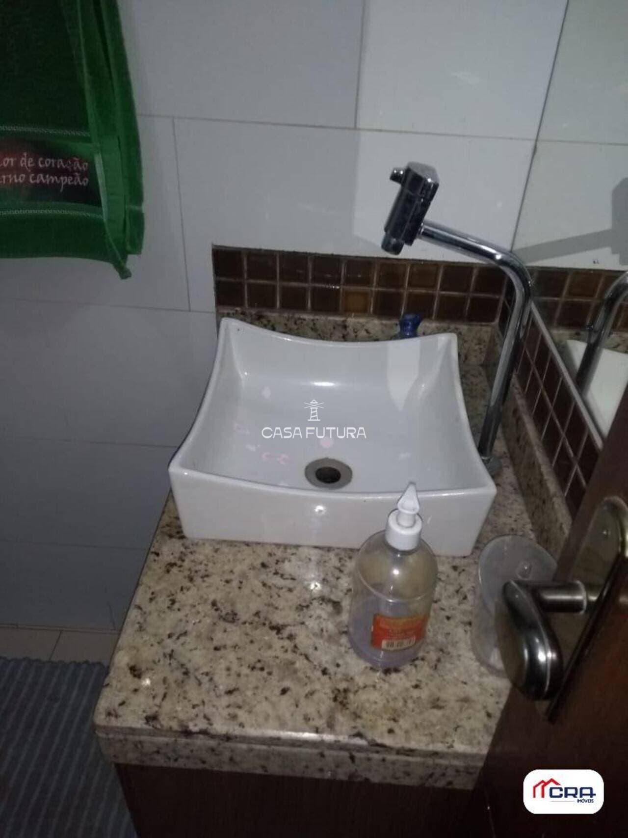 Casa com 3 quartos, 200 m² - foto 6