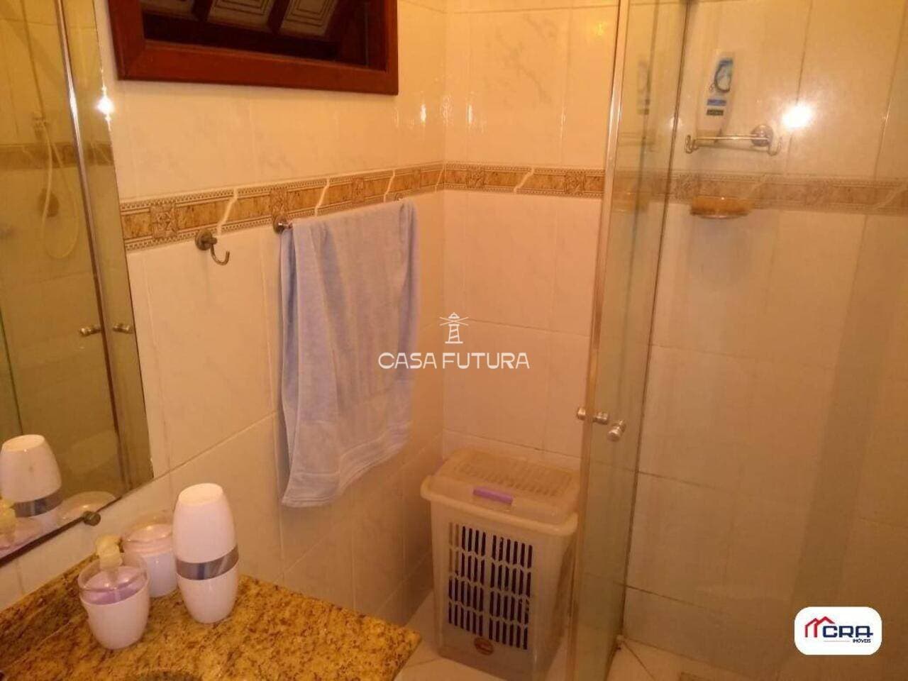 Casa com 3 quartos, 200 m² - foto 4