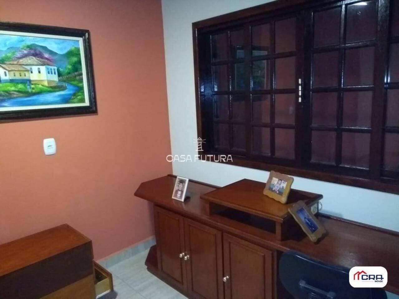 Casa com 3 quartos, 200 m² - foto 3