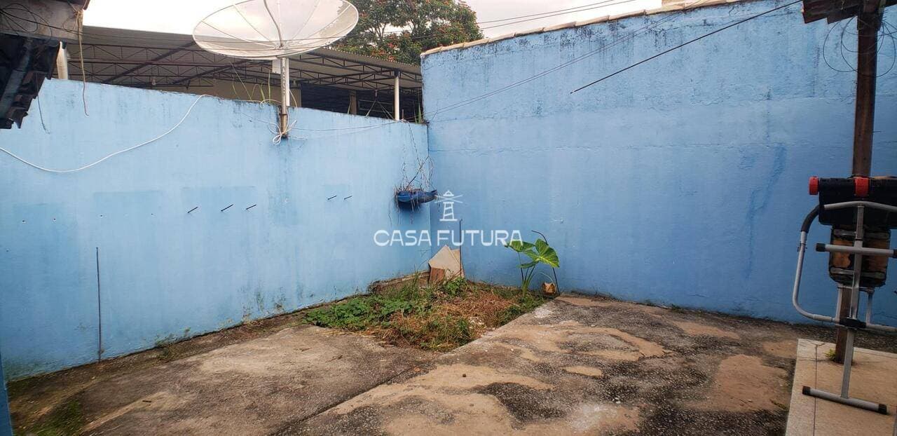 Casa com 2 quartos, 69 m² - foto 3