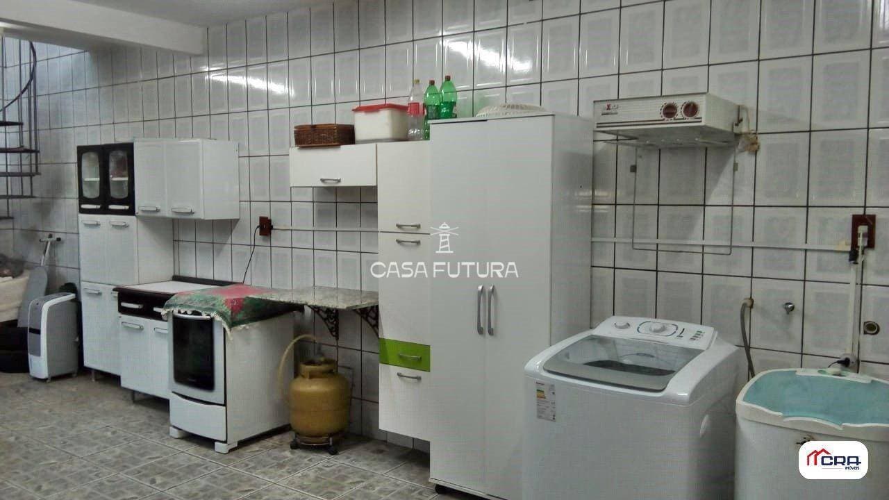 Casa com 3 quartos, 114 m² - foto 4