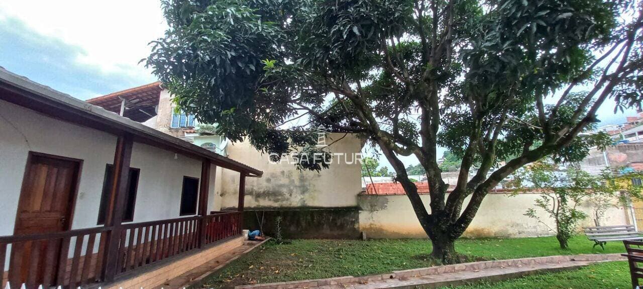 Casa com 2 quartos, 49 m²