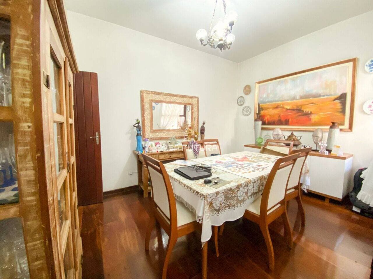 Casa com 3 quartos, 256 m² - foto 6