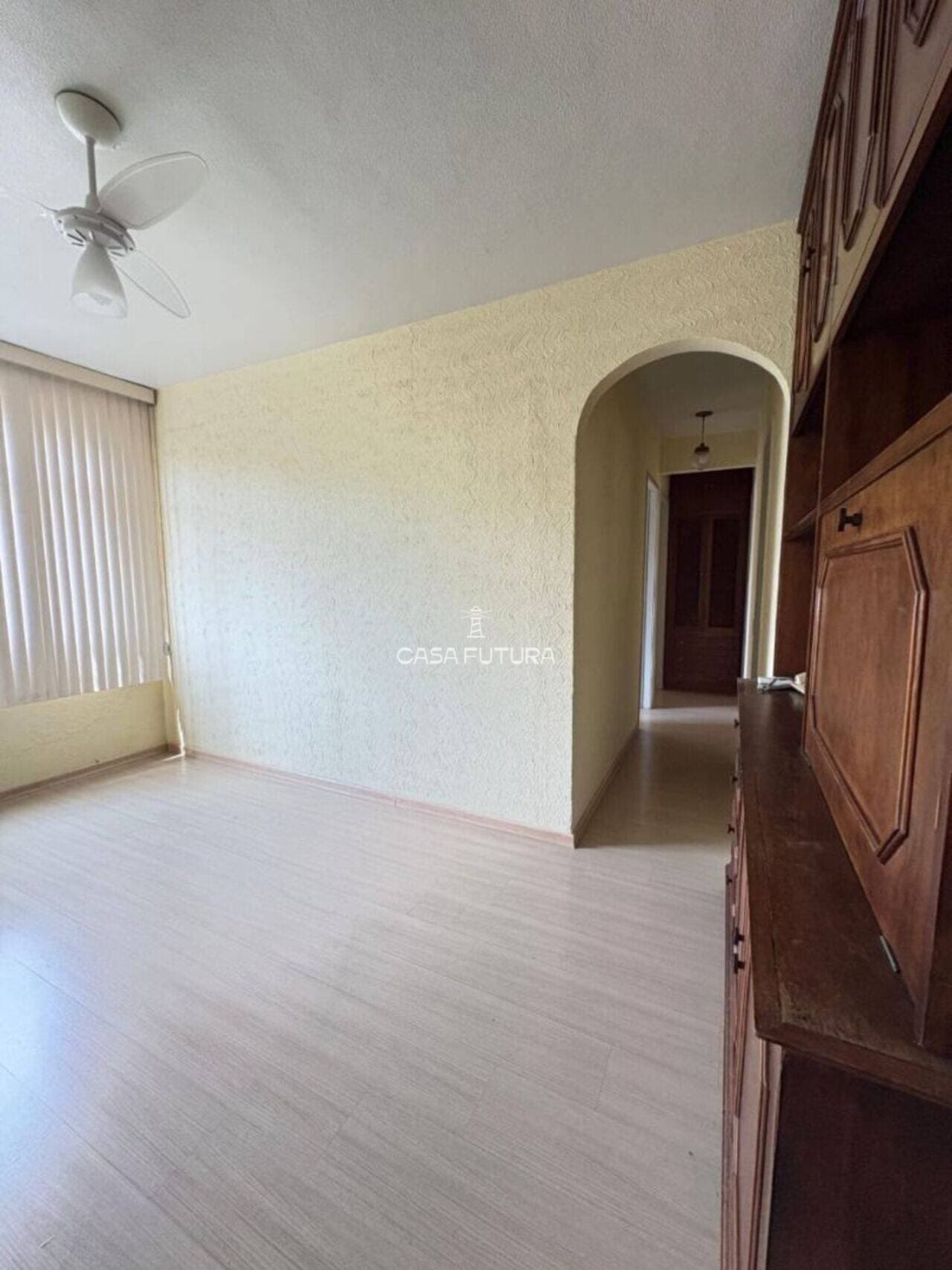 Apartamento com 3 quartos, 60 m² - foto 4