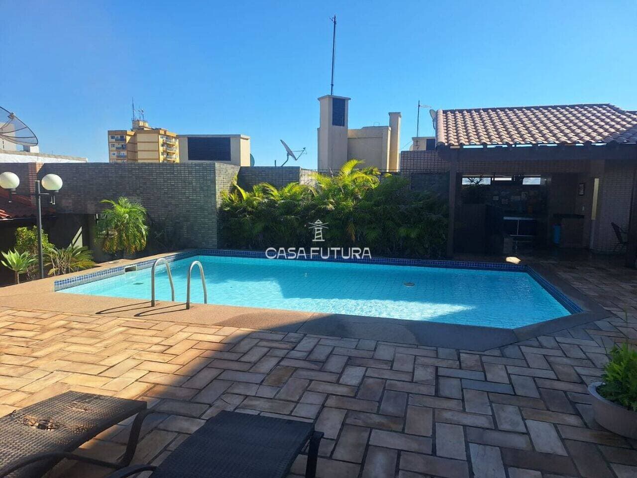 Apartamento com 3 quartos, 127 m²