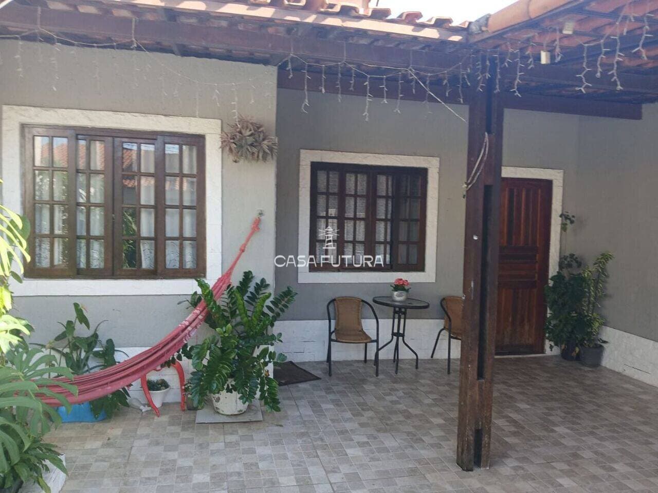 Casa com 4 quartos, 100 m² - foto 2