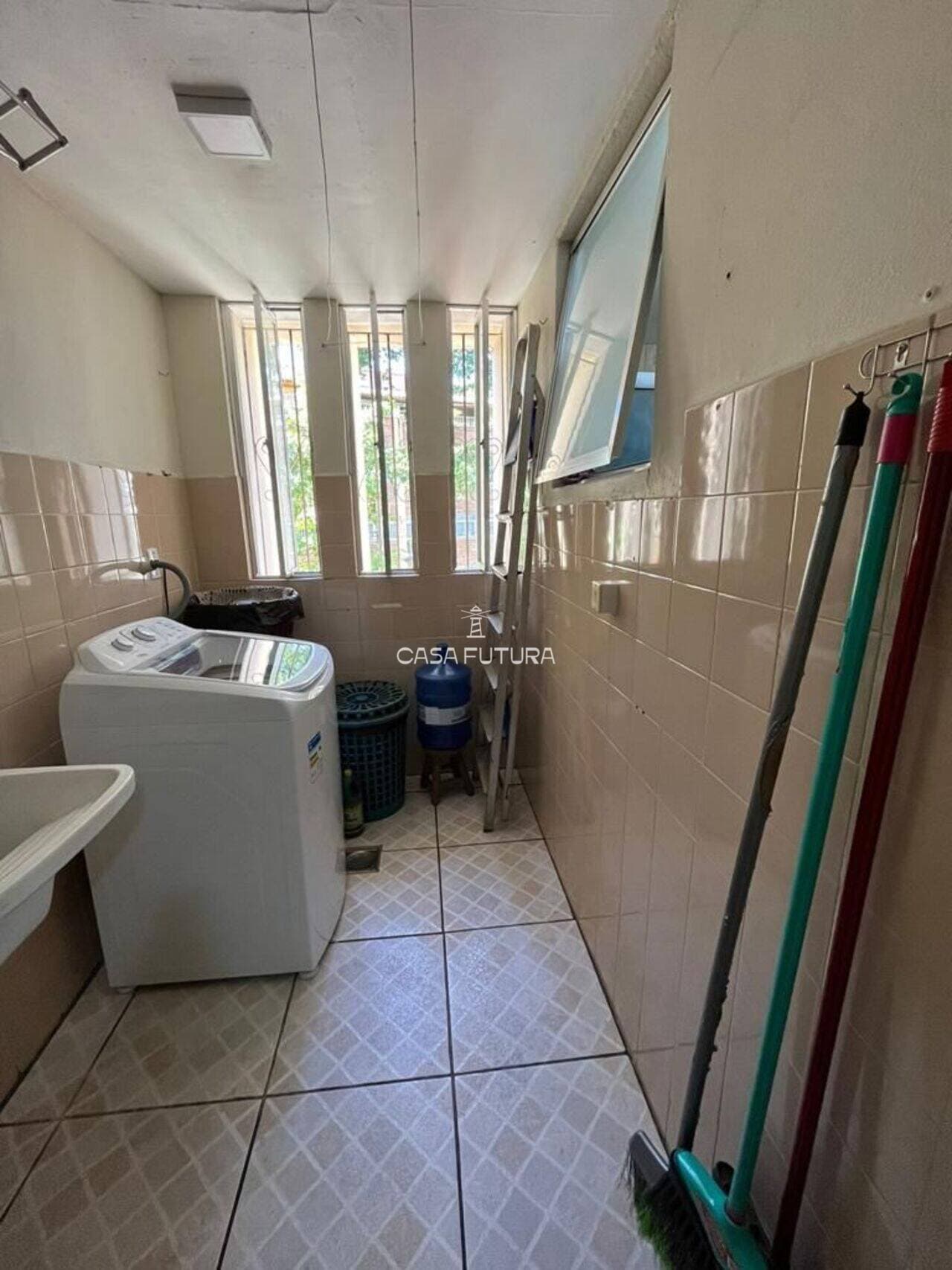 Apartamento com 2 quartos, 70 m² - foto 9