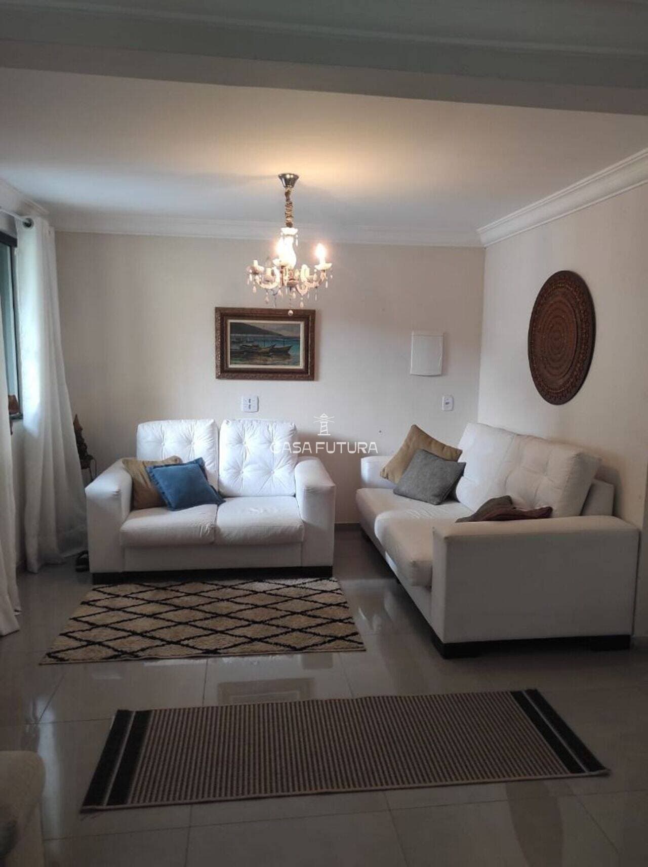 Casa com 4 quartos, 136 m² - foto 4