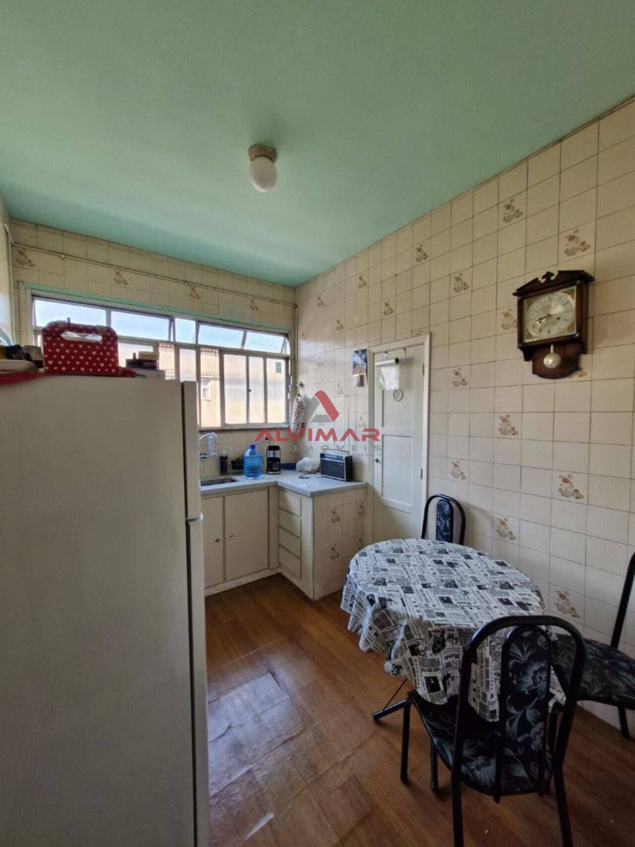 Apartamento com 3 quartos, 93 m² - foto 5