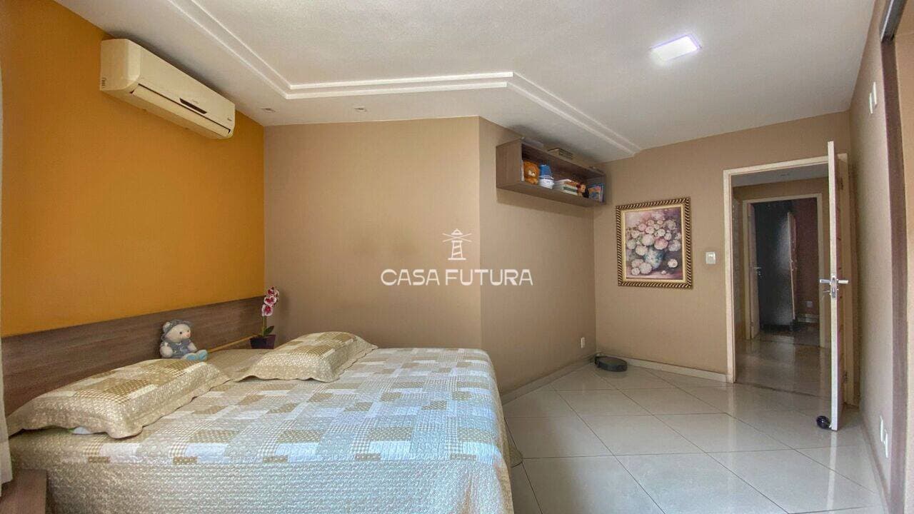 Casa com 3 quartos, 296 m² - foto 6