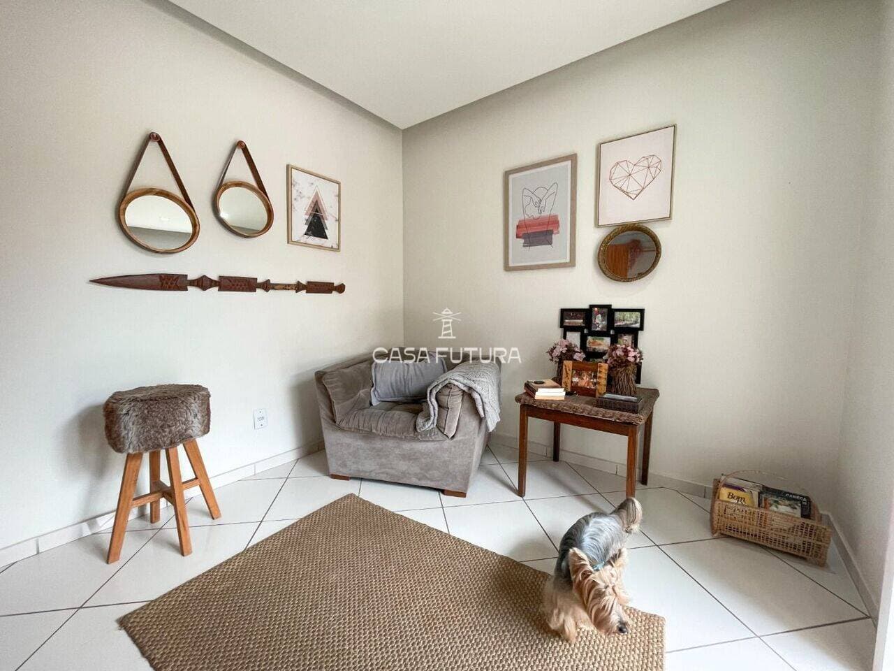 Casa com 3 quartos, 140 m² - foto 3