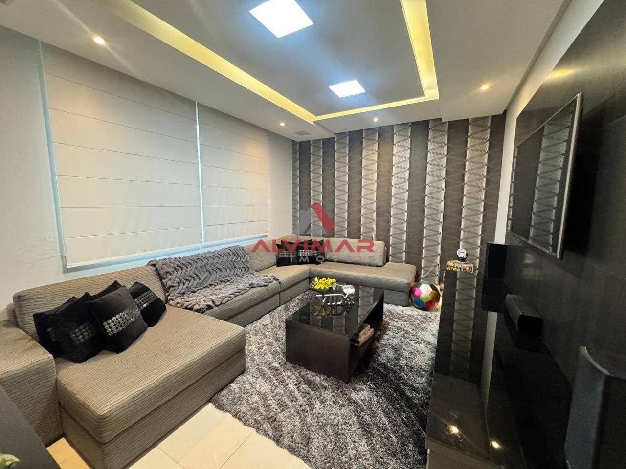 Casa com 3 quartos, 388 m² - foto 4