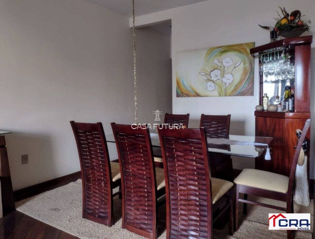 Apartamento com 3 quartos, 140 m² - foto 3