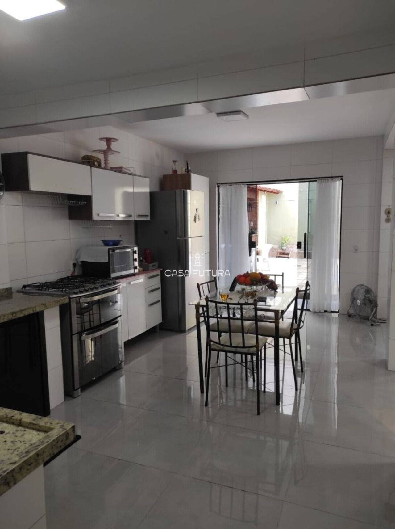 Casa com 4 quartos, 136 m² - foto 8