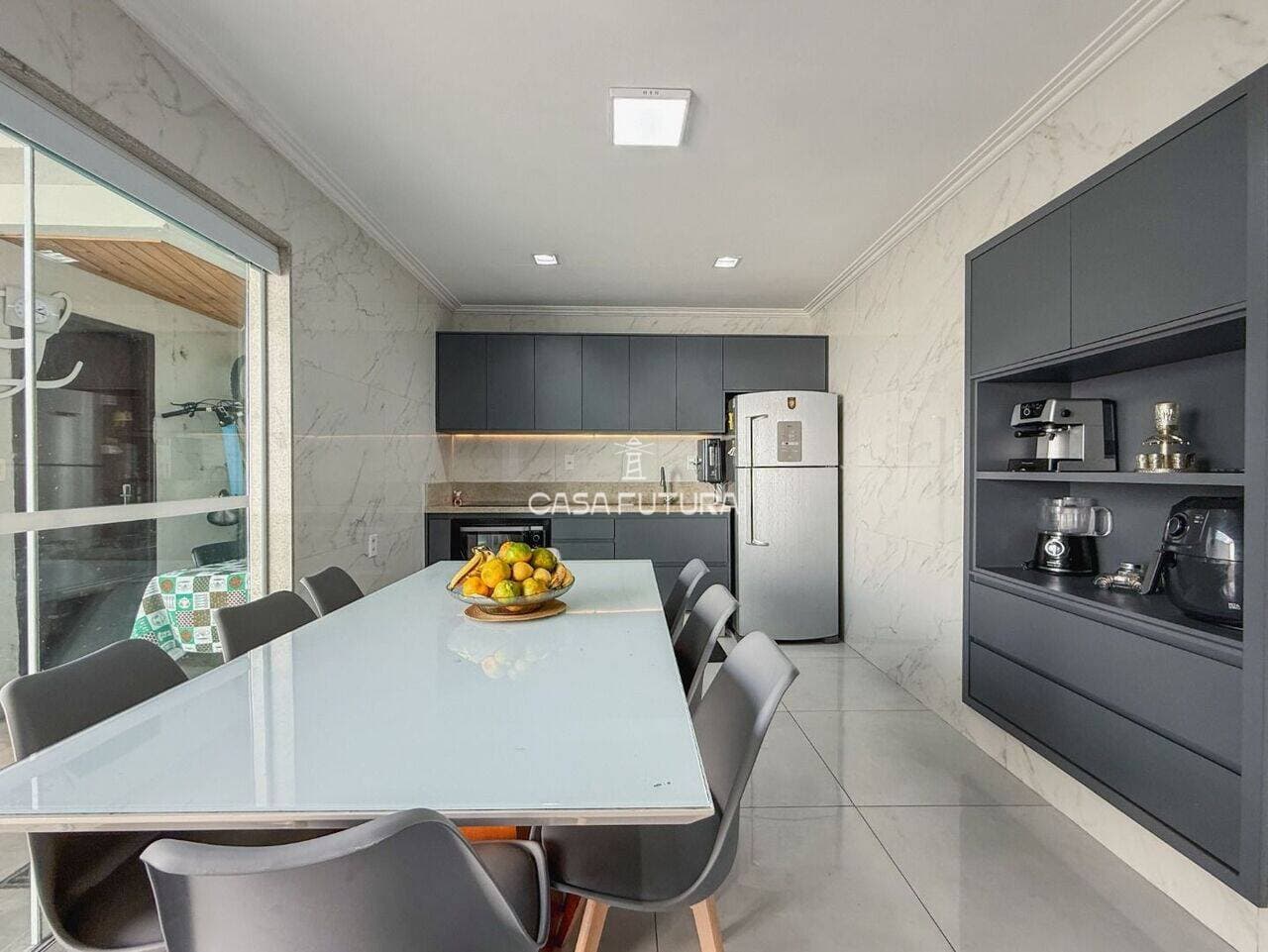 Casa com 4 quartos, 150 m² - foto 3