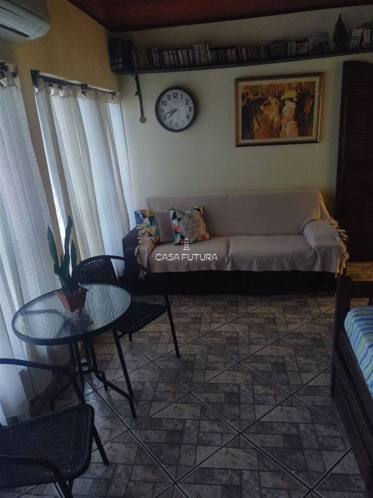 Casa com 7 quartos, 231 m² - foto 3