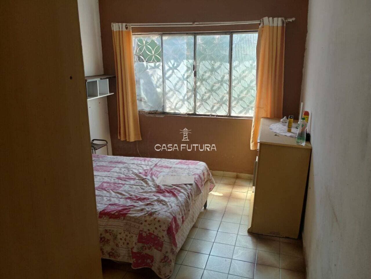 Casa com 3 quartos, 225 m²