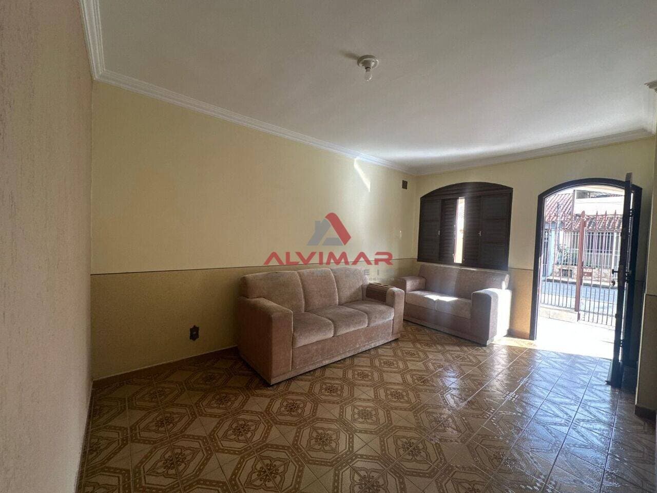 Casa com 3 quartos, 218 m² - foto 5