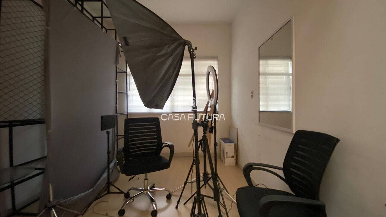 Casa com 3 quartos, 196 m² - foto 9