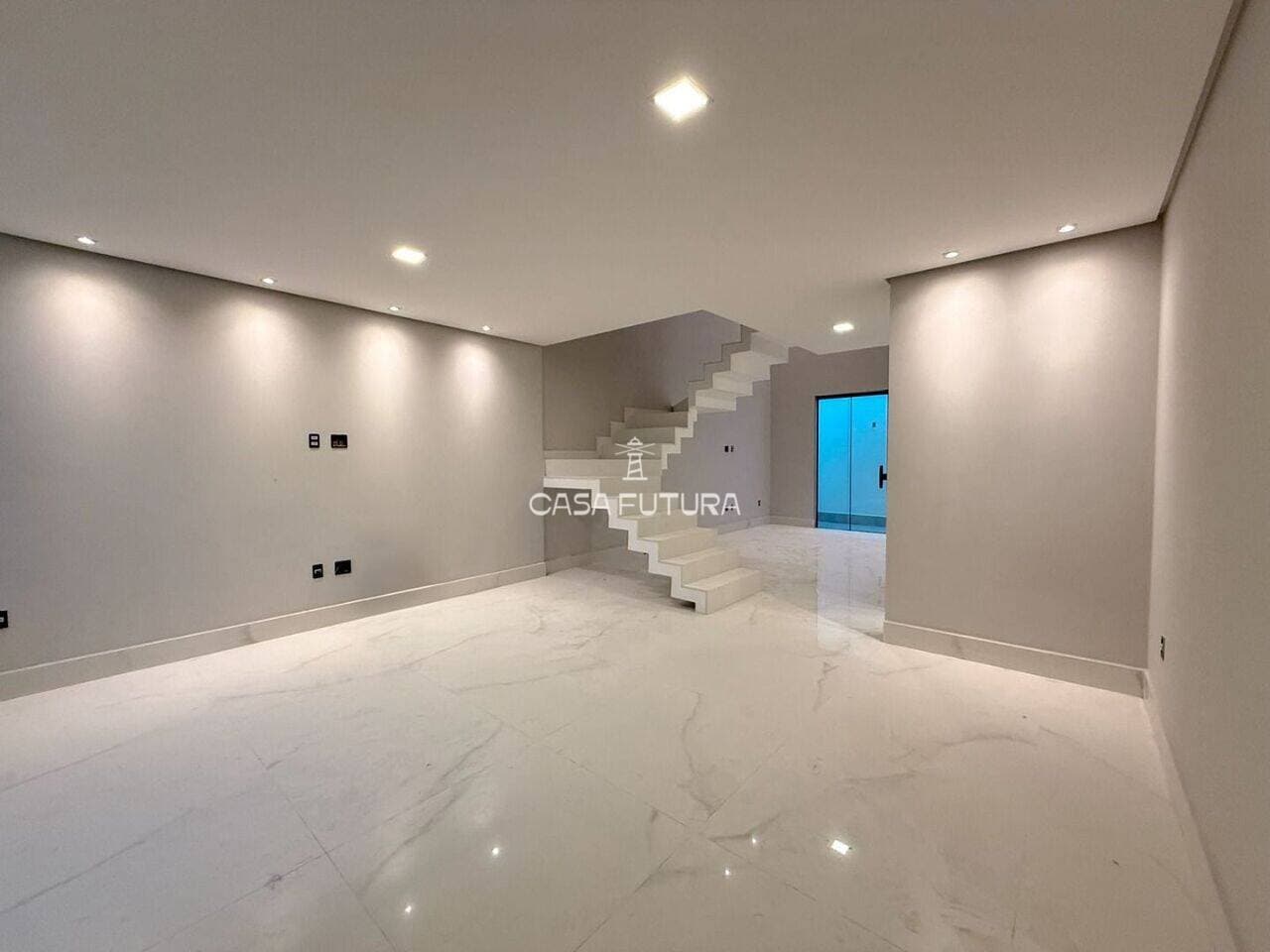 Casa com 3 quartos, 220 m² - foto 6