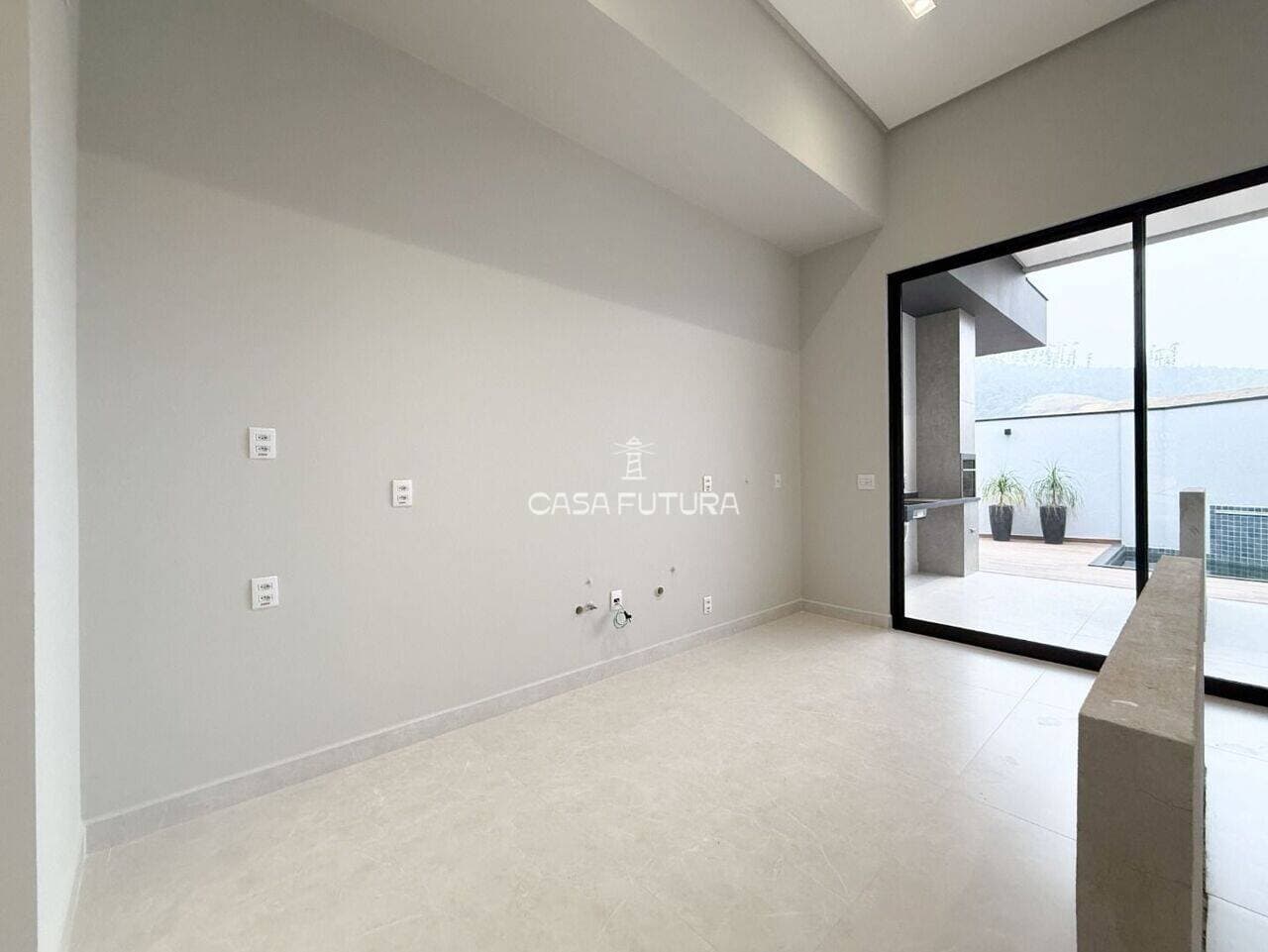 Casa com 3 quartos, 215 m² - foto 8