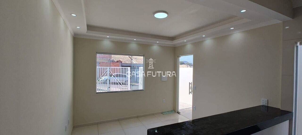 Casa com 2 quartos, 65 m² - foto 2