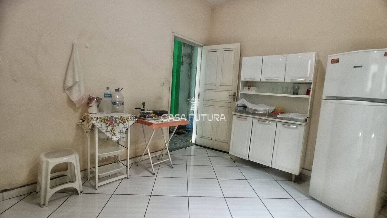 Casa com 6 quartos, 209 m² - foto 8