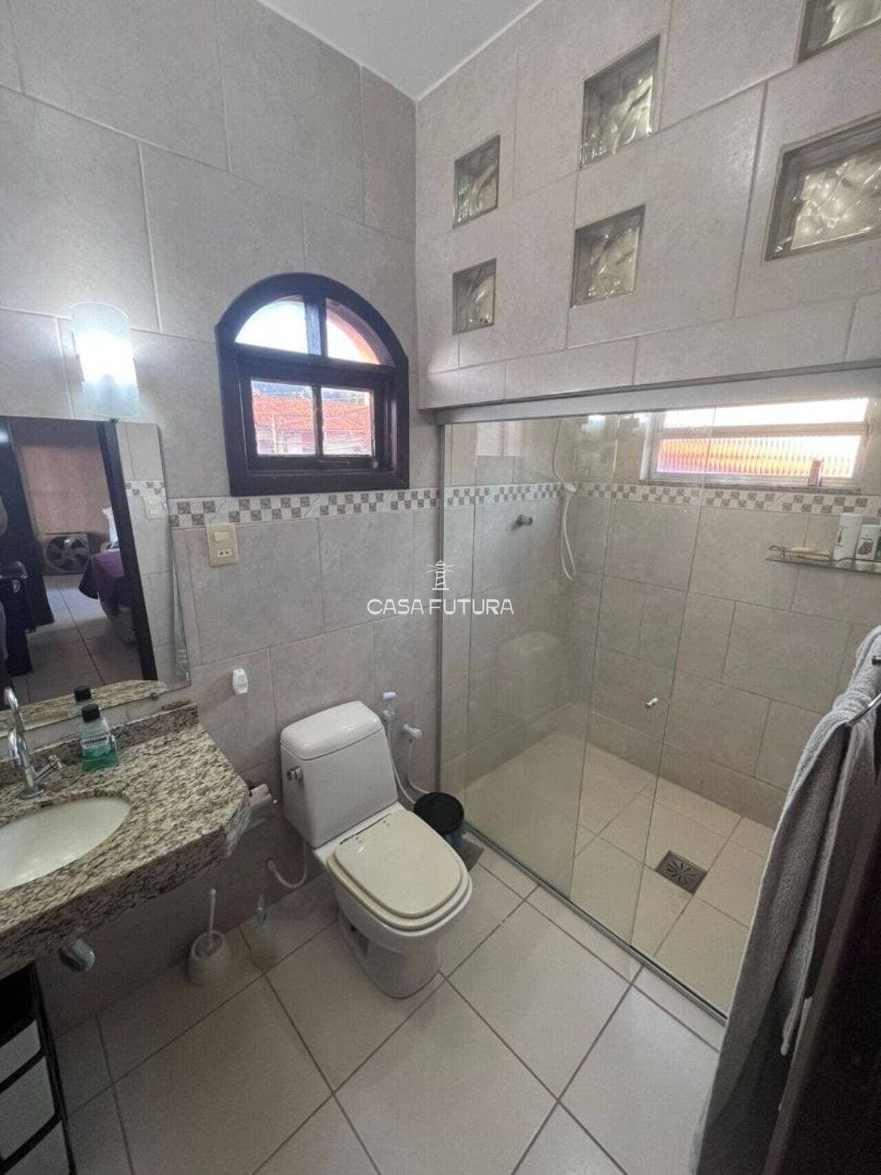 Casa com 4 quartos, 117 m² - foto 7