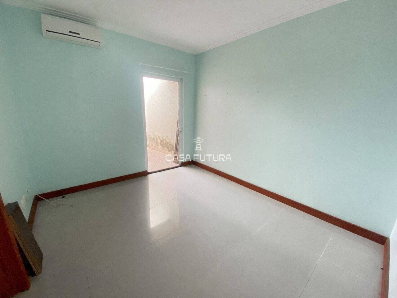 Casa com 3 quartos, 171 m² - foto 4