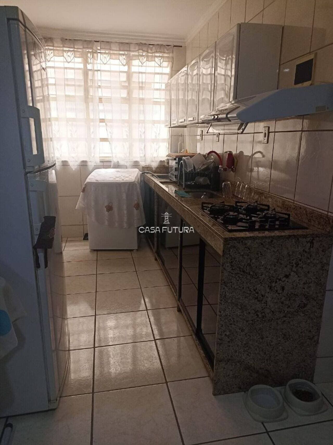Apartamento com 2 quartos, 69 m² - foto 2
