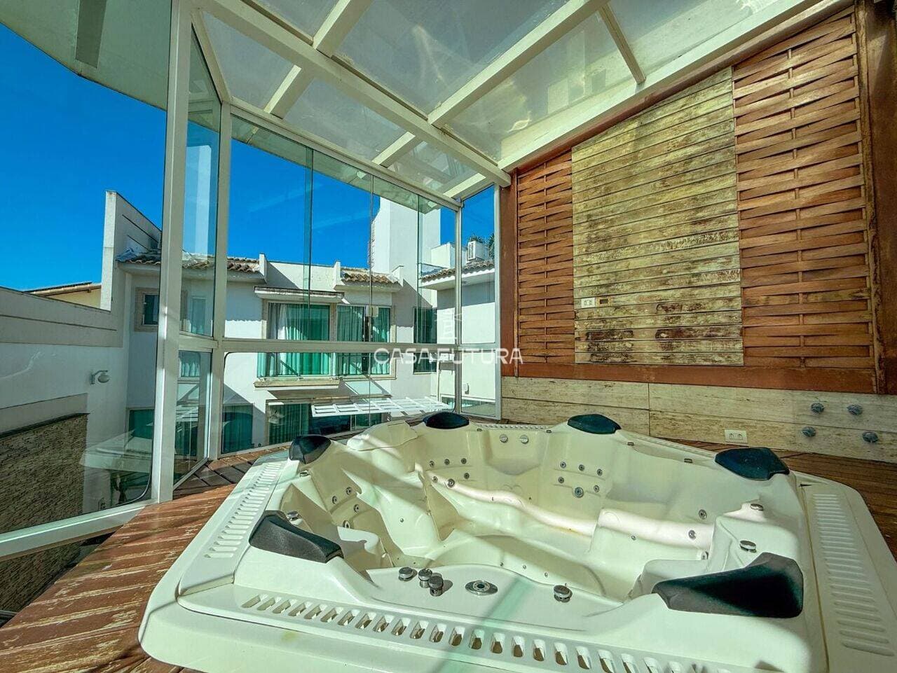 Casa com 4 quartos, 394 m² - foto 4