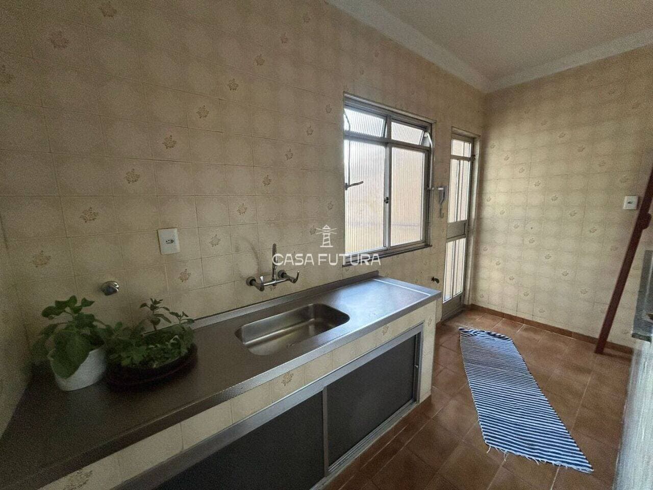 Casa com 4 quartos, 193 m² - foto 7
