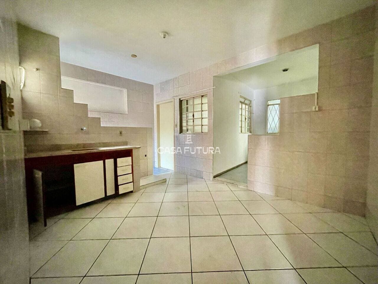 Casa com 2 quartos, 185 m² - foto 9