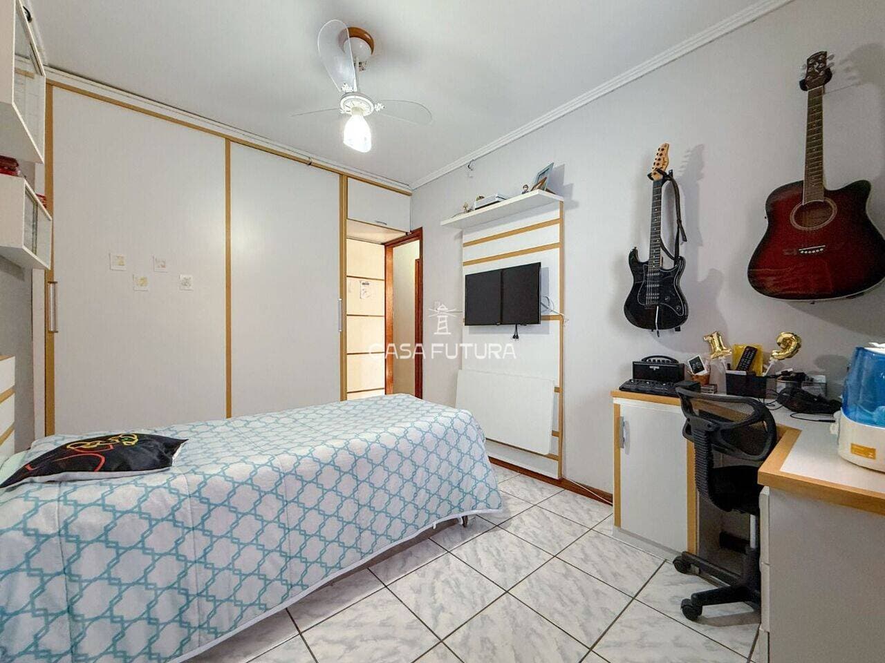 Casa com 2 quartos, 403 m² - foto 7