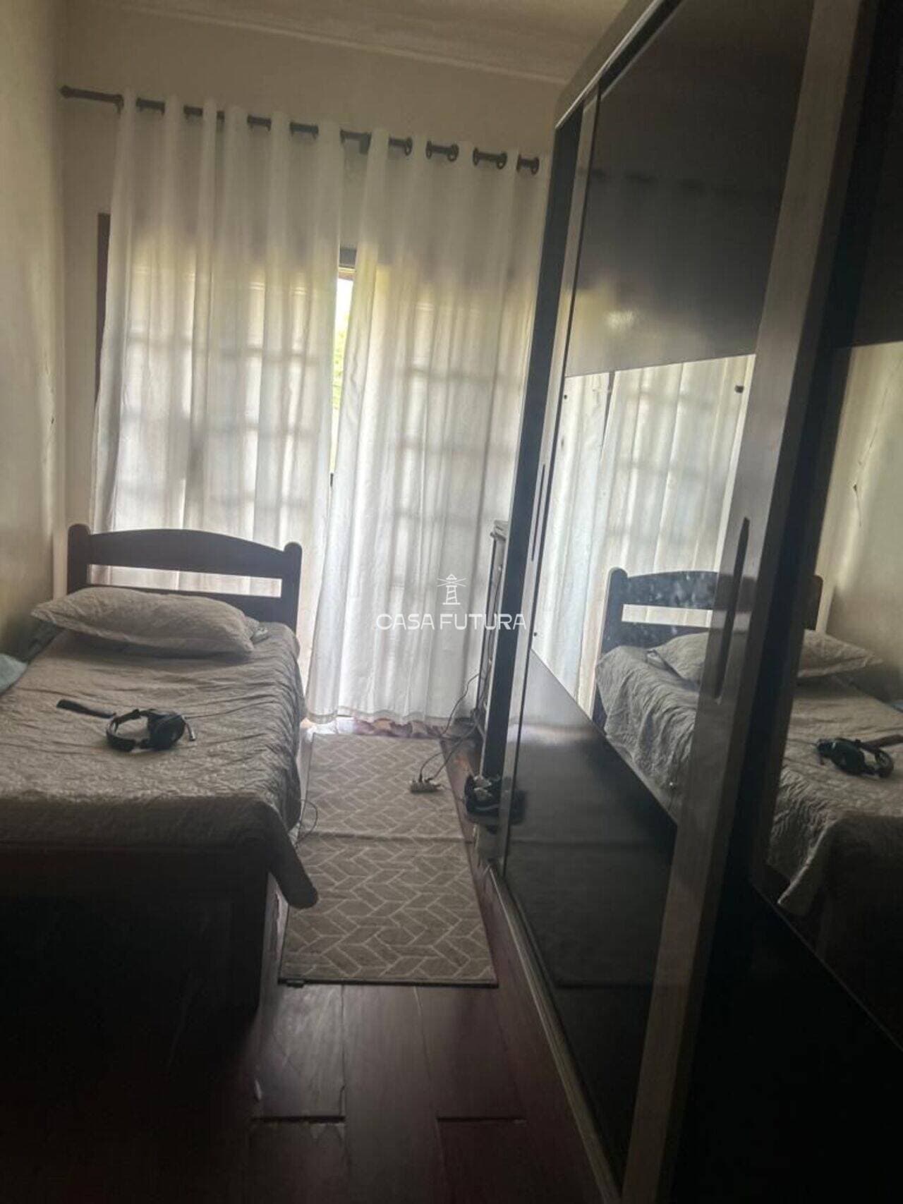 Casa com 3 quartos, 205 m² - foto 9