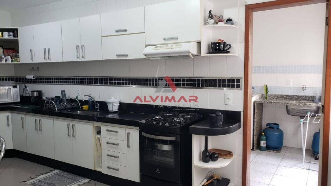 Apartamento com 3 quartos, 104 m² - foto 5