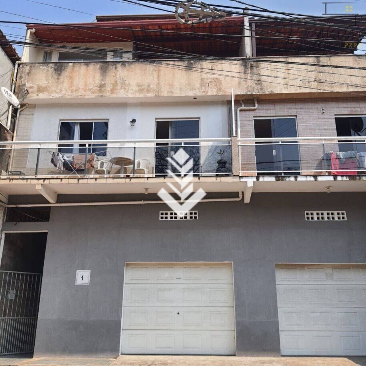 Apartamento com 3 quartos - Chácara Paraíso - Nova Friburgo/RJ