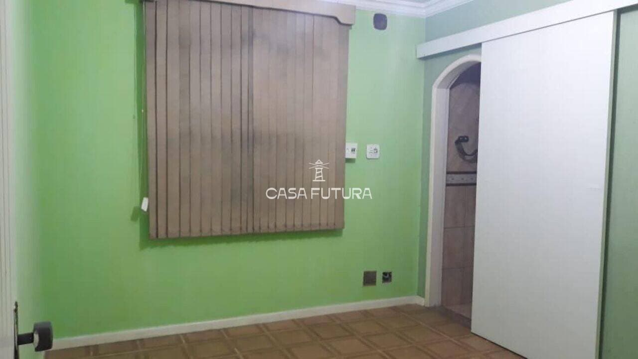 Casa com 5 quartos, 153 m² - foto 7