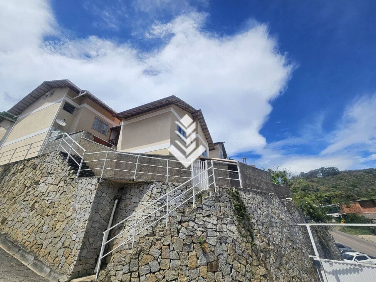 Casa com 2 quartos, 120 m² - Parada Folly - Nova Friburgo/RJ